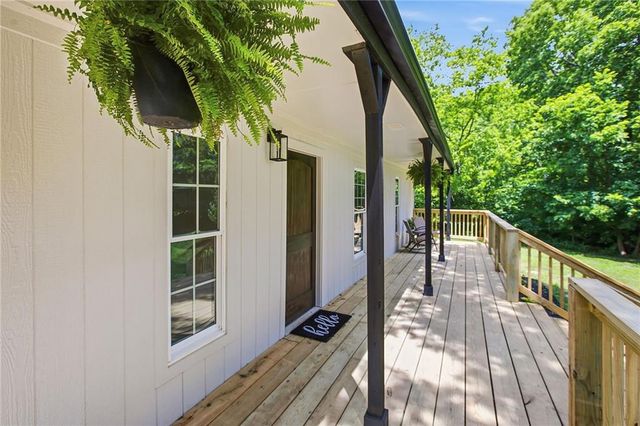 36 SW 1421st Road, Holden, MO 64040