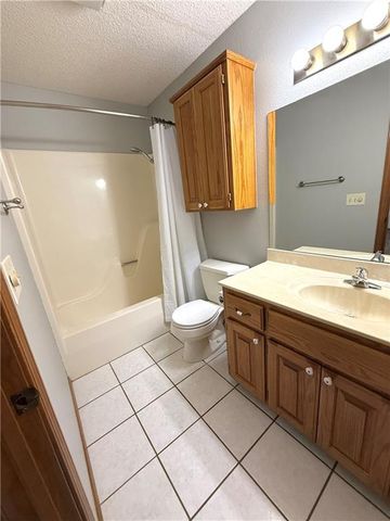 25 Dunbarton Lane, Bella Vista, AR 72715