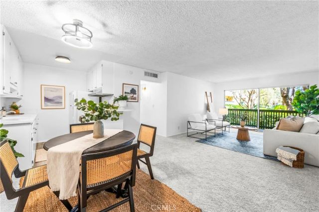 564 N Bellflower 116, Long Beach, CA 90814