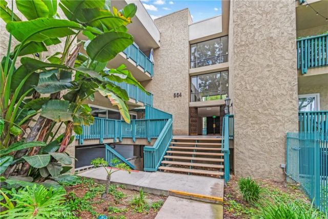 564 N Bellflower 116, Long Beach, CA 90814