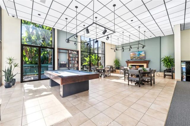 564 N Bellflower 116, Long Beach, CA 90814