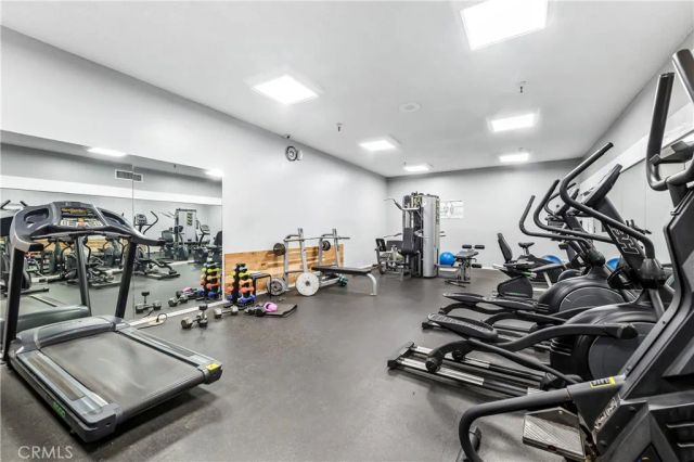564 N Bellflower 116, Long Beach, CA 90814