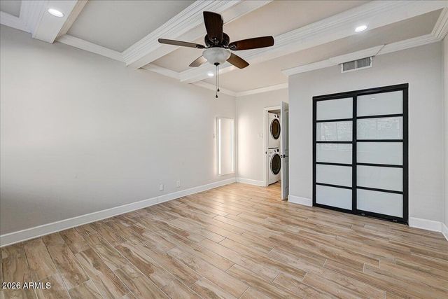 349 E THOMAS Road E302, Phoenix, AZ 85012