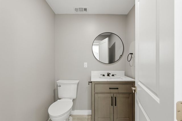62 Hemenway, Framingham, MA 01701