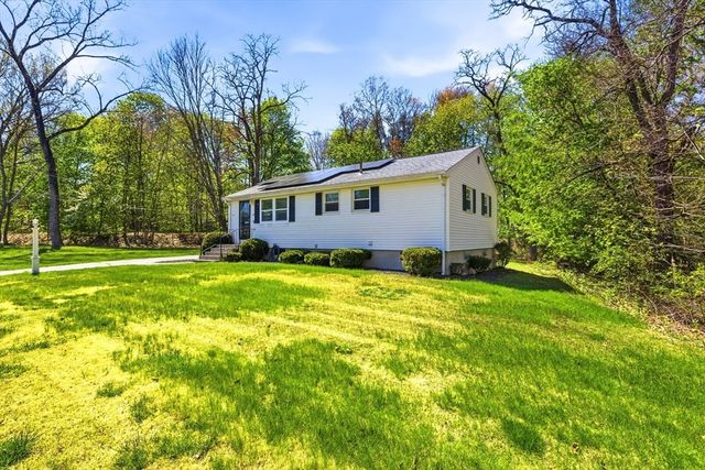 62 Hemenway, Framingham, MA 01701