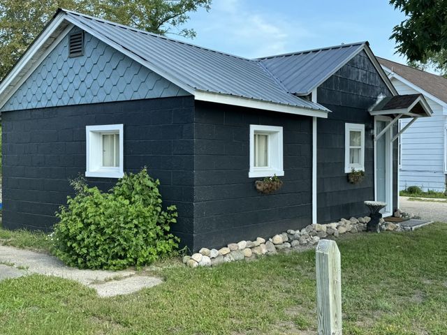 8281 Rapid City Road, Rapid City, MI 49676