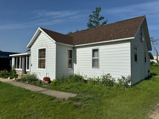 8281 Rapid City Road, Rapid City, MI 49676