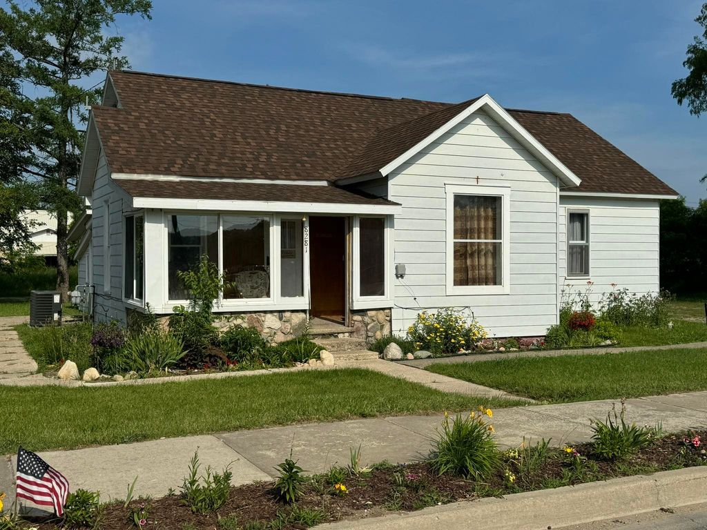 8281 Rapid City Road, Rapid City, MI 49676