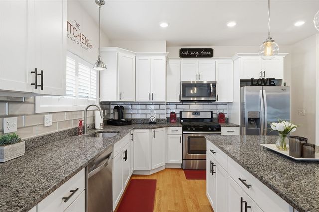 21 Summit Avenue 1, Beverly, MA 01915