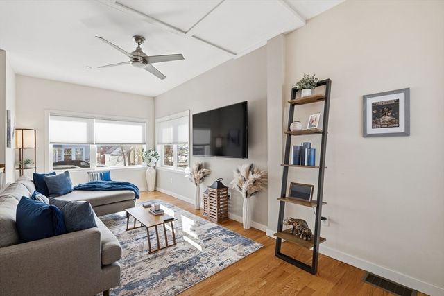 21 Summit Avenue 1, Beverly, MA 01915