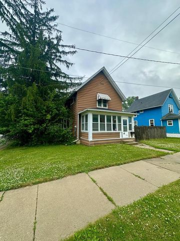 1615 White Rock AVENUE, Waukesha, WI 53186
