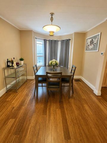 1615 White Rock AVENUE, Waukesha, WI 53186