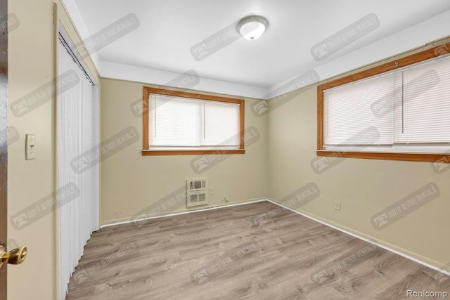 16701 GREENFIELD Road, Detroit, MI 48235