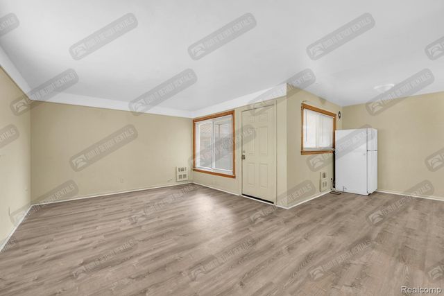 16701 GREENFIELD Road, Detroit, MI 48235