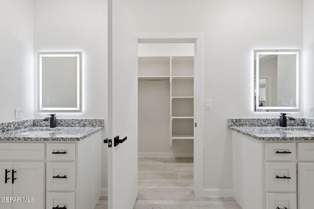 12341 JACK VOWELL Way, El Paso, TX 79934