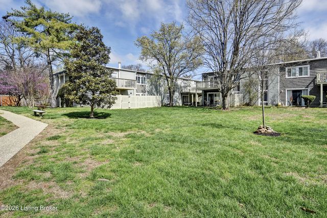 1935 Gardiner Ln E70, Louisville, KY 40205