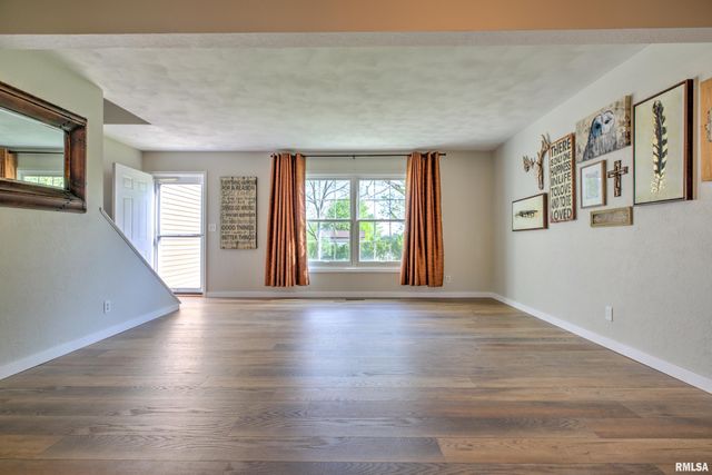 4314 W LORA ANN Lane, Peoria, IL 61615