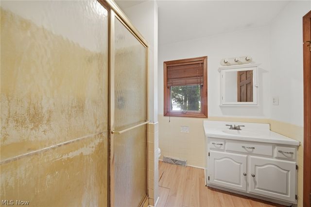 776 Perry Avenue, Ravenna, OH 44266