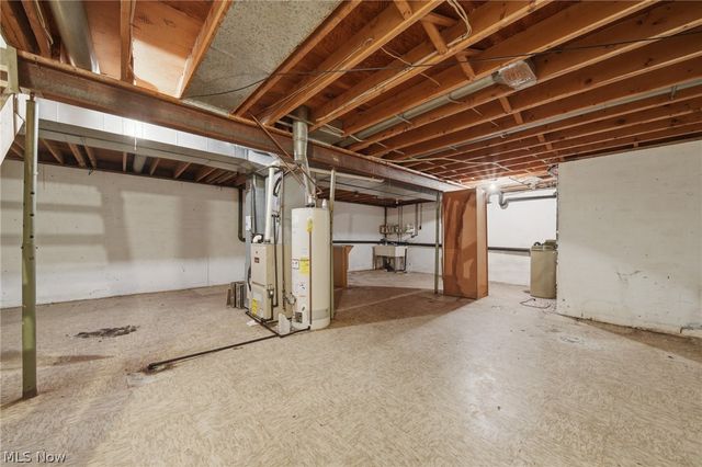 776 Perry Avenue, Ravenna, OH 44266