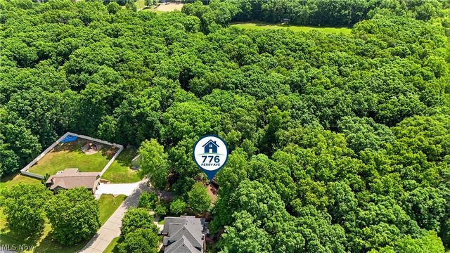 776 Perry Avenue, Ravenna, OH 44266