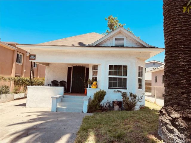 1261 E 48th Street, Los Angeles, CA 90011