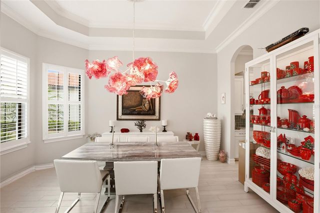617 MARAVIYA BOULEVARD, Nokomis, FL 34275