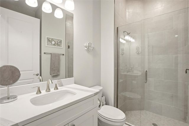617 MARAVIYA BOULEVARD, Nokomis, FL 34275