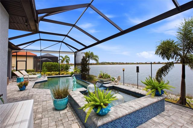 617 MARAVIYA BOULEVARD, Nokomis, FL 34275
