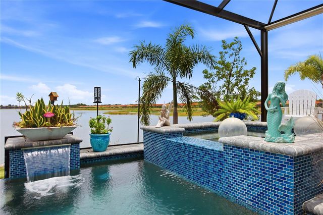 617 MARAVIYA BOULEVARD, Nokomis, FL 34275