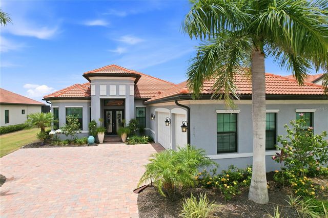 617 MARAVIYA BOULEVARD, Nokomis, FL 34275