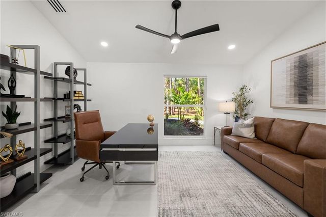 4521 3rd AVE NW, Naples, FL 34119
