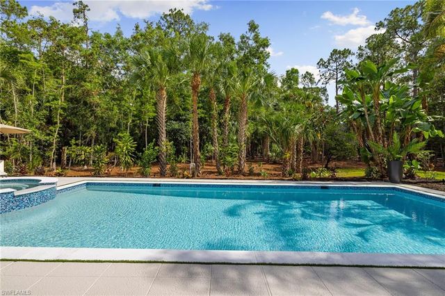 4521 3rd AVE NW, Naples, FL 34119