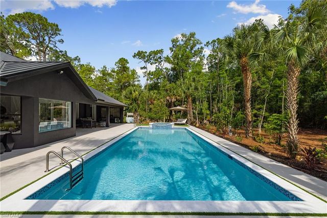 4521 3rd AVE NW, Naples, FL 34119