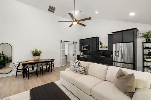 4521 3rd AVE NW, Naples, FL 34119