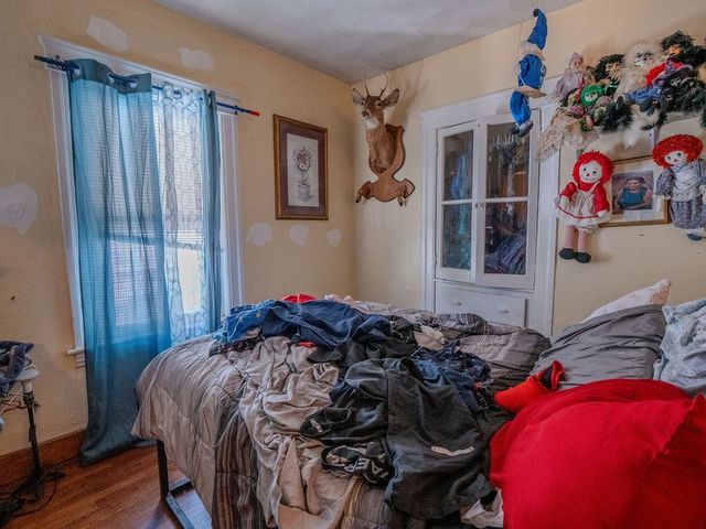 12 Ives St, Worcester, MA 01603