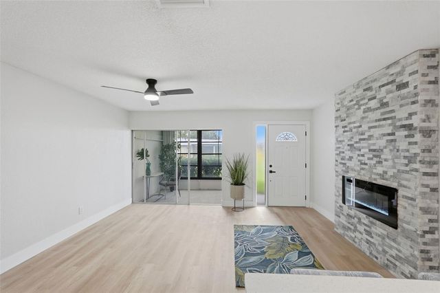 1339 QUEEN ANNE DRIVE C, Palm Harbor, FL 34684