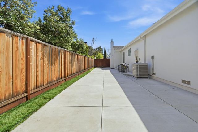 280 Matadero Avenue, Palo Alto, CA 94306