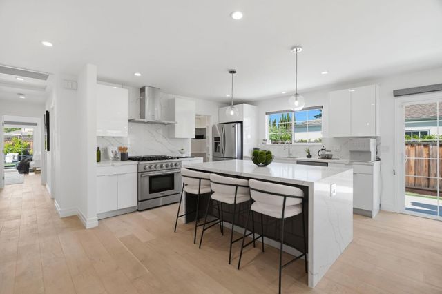 280 Matadero Avenue, Palo Alto, CA 94306