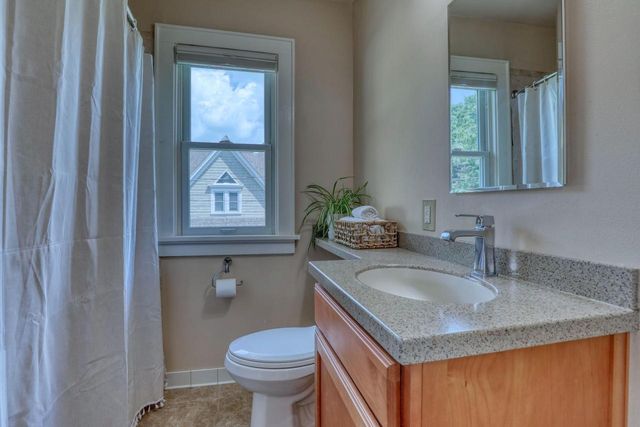1406 E Kensington BOULEVARD, Shorewood, WI 53211