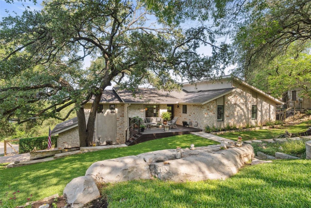 8900 Rockcrest DR, Austin, TX 78759