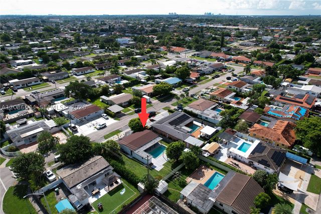 3210 SW 94th Ct, Miami, FL 33165