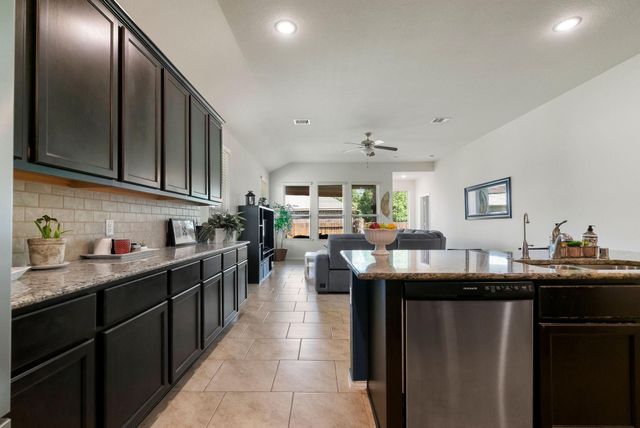 14011 Wolftrap Lane, Conroe, TX 77384