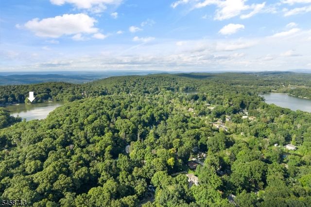 517 Pocasset Rd, Vernon Twp., NJ 07422