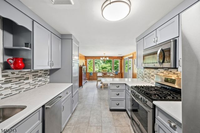 517 Pocasset Rd, Vernon Twp., NJ 07422