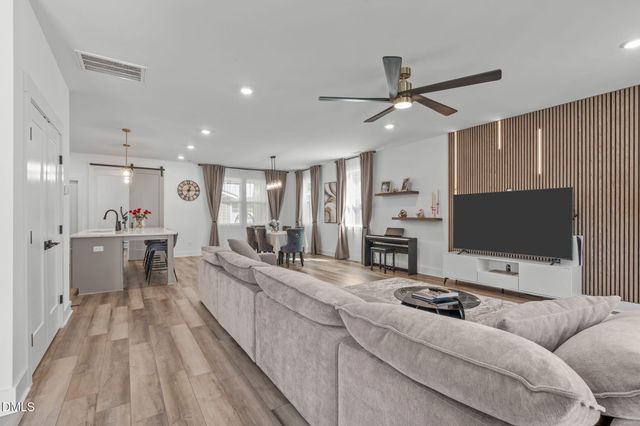 825 Abbyberry Drive, Wake Forest, NC 27587