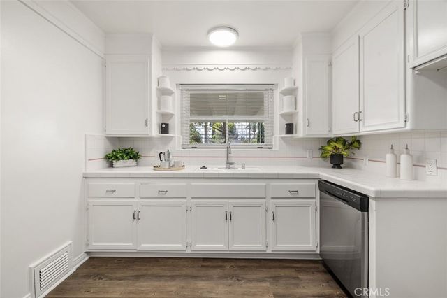 1685 Roosevelt, Altadena, CA 91001