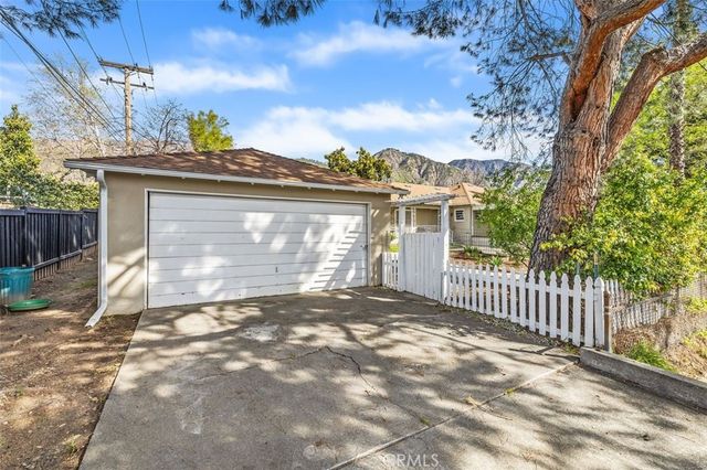1685 Roosevelt, Altadena, CA 91001