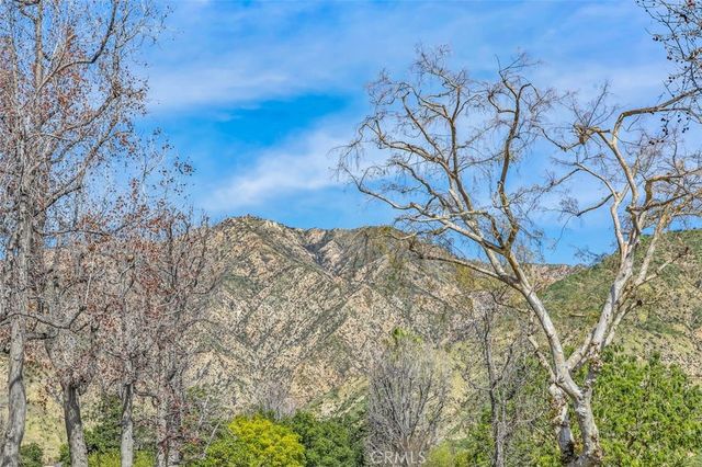 1685 Roosevelt, Altadena, CA 91001