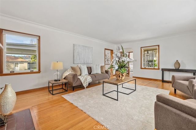 1685 Roosevelt, Altadena, CA 91001