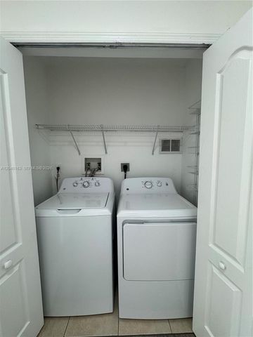 8936 W Flagler Street 201, Miami, FL 33174